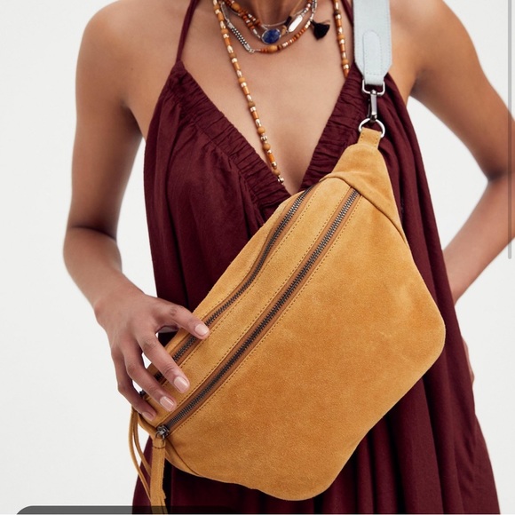 Free People Handbags - Free People Canyon Suede Sling